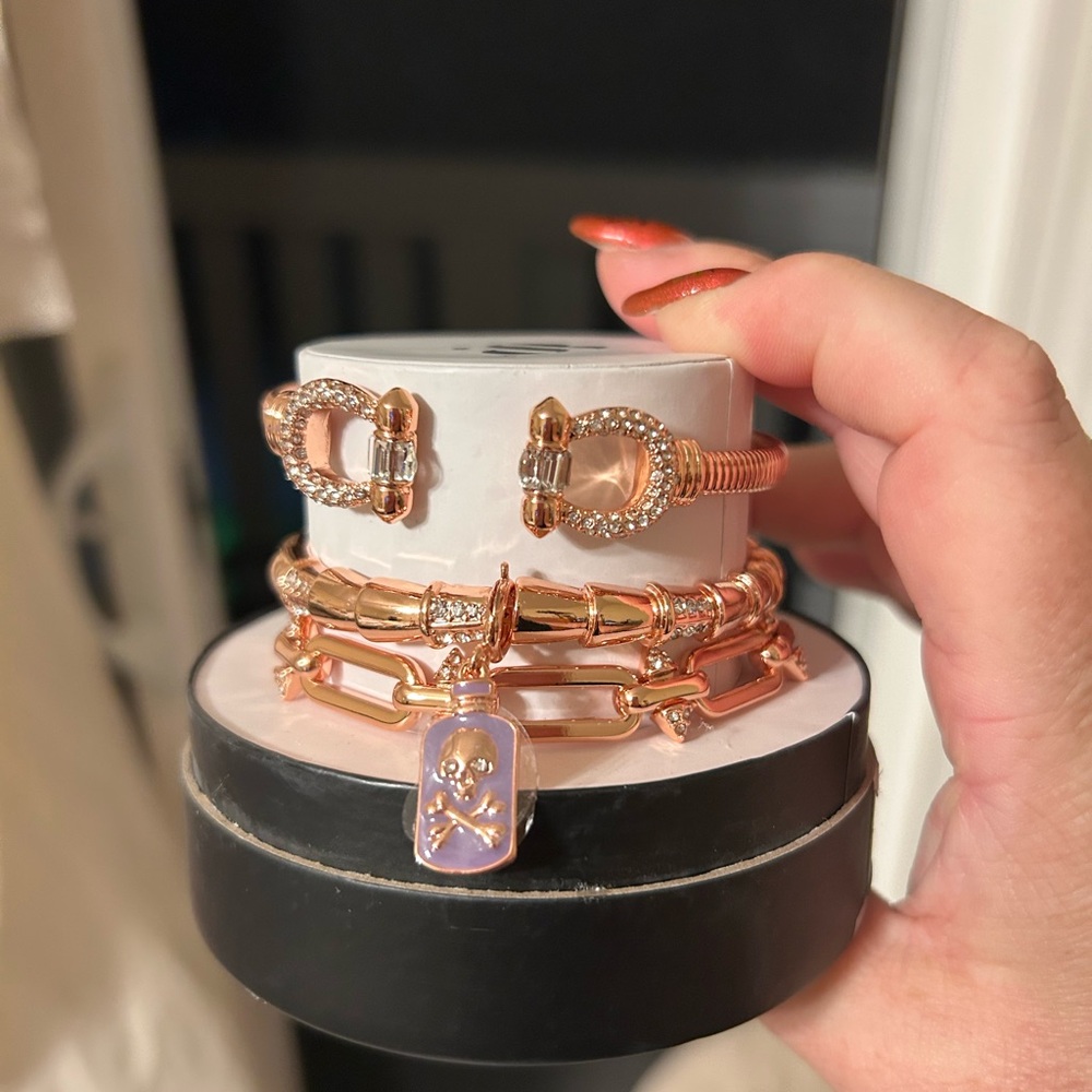 Rose Gold Women's Bracelet Set
